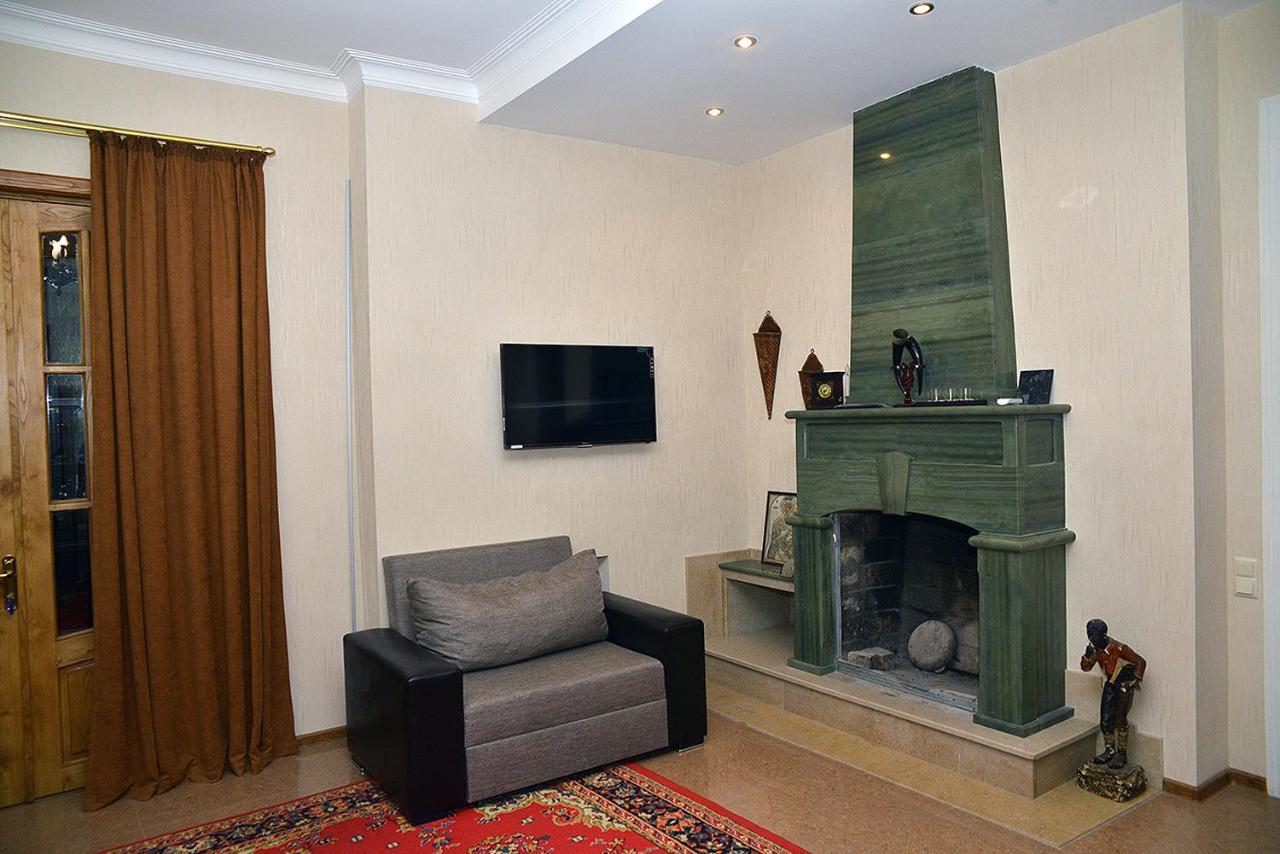 Center Villa Κουτάισι Εξωτερικό φωτογραφία